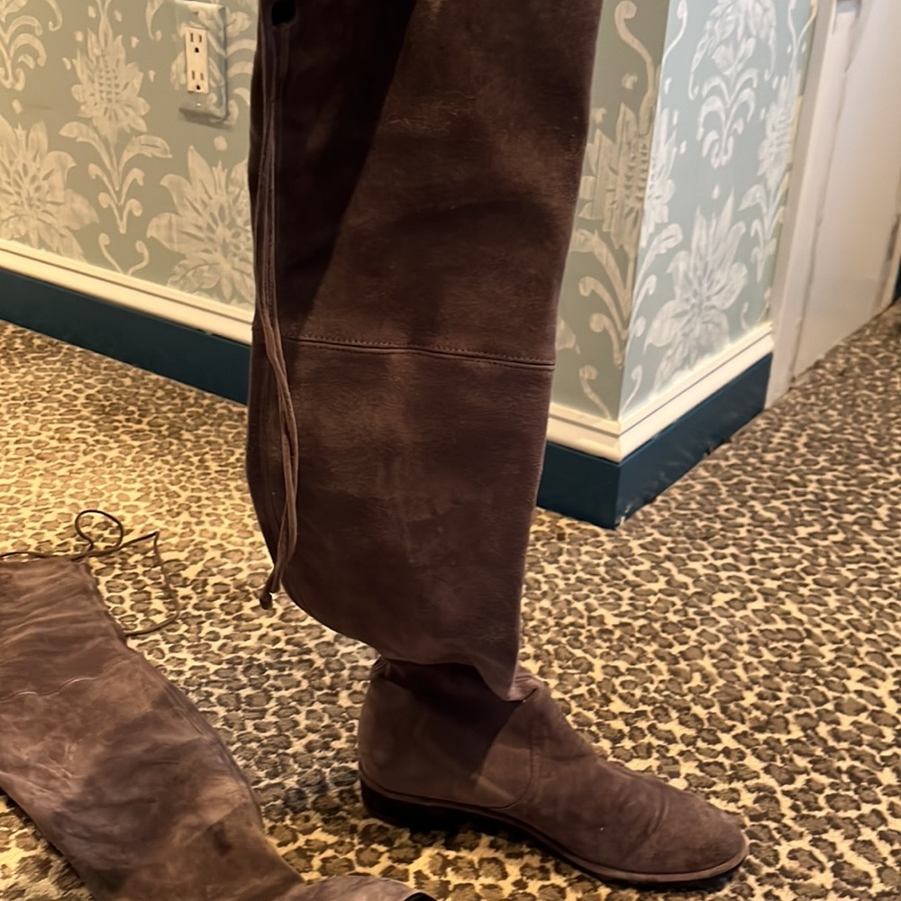 Stuart Weitzman Lowland Boots. Grey. 6 - image 2